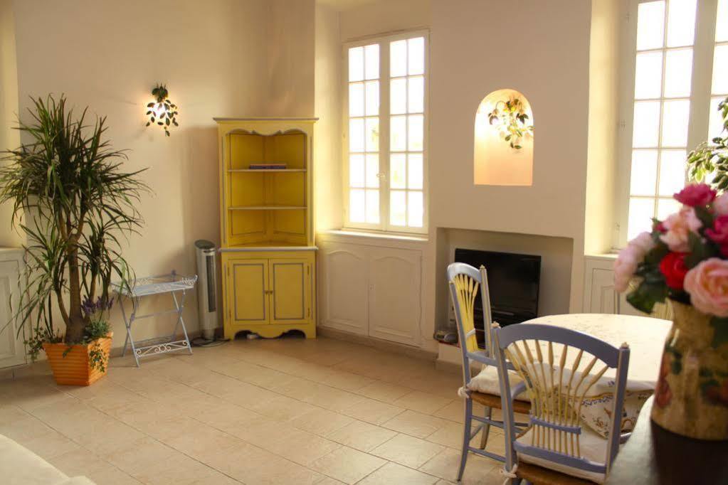 Very Charming Studio Apartment On Port In Cannes A Short Walk To Palais With Aircon And Internet 411 Eksteriør billede
